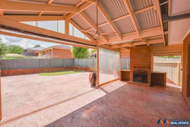 House For Sale - VIC - Myrtleford - 3737 - Cosy Brick Home in Great Location  (Image 2)