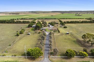 Cropping For Sale - VIC - Anakie - 3213 - "Green Fields"  (Image 2)