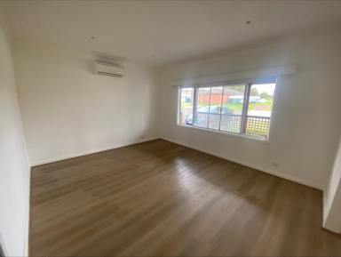 House Leased - VIC - Hamilton - 3300 - Newly Renovated Home  (Image 2)