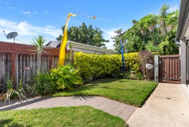 House Leased - QLD - Smithfield - 4878 - Executive Living - Fully Furnished Home  (Image 2)