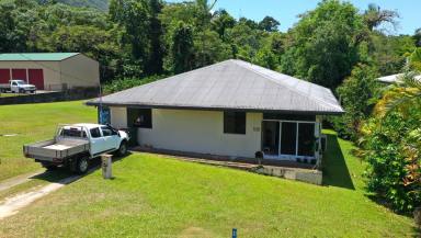 House For Sale - QLD - Tully - 4854 - Prime location! Three - Bedroom Home Close to Tully CBD (Image 2)