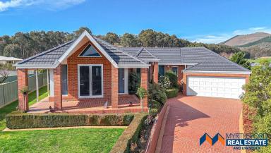 House For Sale - VIC - Myrtleford - 3737 - Stunning Family Home in Myrtleford  (Image 2)