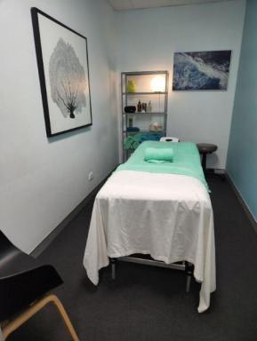Business For Sale - QLD - Bli Bli - 4560 - All the hard works done/ busy 7 day a week local clinic  (Image 2)