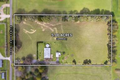 Acreage/Semi-rural For Sale - VIC - Glenlyon - 3461 - "Escape to Glenlyon Hard-to-Find Acreage with Space to Grow" (Image 2)