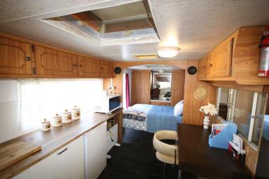 Other (Residential) For Sale - VIC - Rochester - 3561 - ONSITE CARAVAN AND ANNEXE ROCHESTER RIVERSIDE CARAVAN PARK  (Image 2)