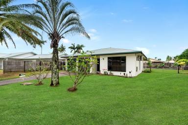 House For Sale - QLD - Edmonton - 4869 - BIG, BIG YARD.....ENSUITE & DOUBLE GARAGE ON 848m2  (Image 2)