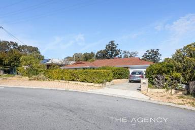 House Sold - WA - Wanneroo - 6065 - Spacious Wanneroo Family Home with Investment and Subdivision Potential  (Image 2)