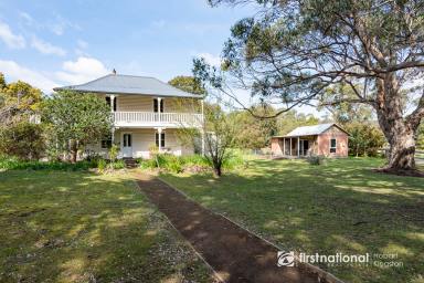 House For Sale - TAS - Great Bay - 7150 - Style, History, Character! + Income Potential!  (Image 2)