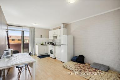 Apartment Sold - WA - Maylands - 6051 - Charming 1-Bedroom Home in Maylands  (Image 2)