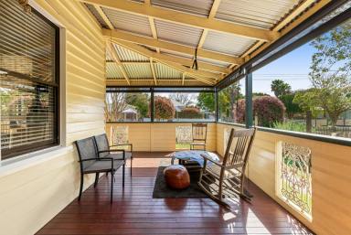 House For Sale - QLD - Newtown - 4350 - Spacious Character Home + Pool  (Image 2)