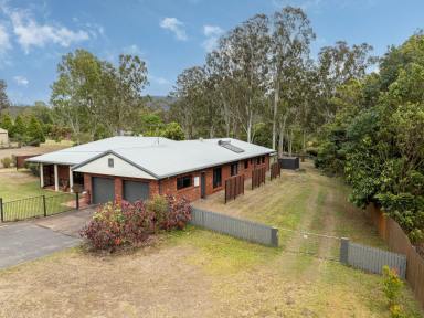 Acreage/Semi-rural For Sale - QLD - Tolga - 4882 - Solid Brick Home on Sought After One Acre  (Image 2)