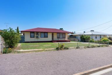 House Sold - SA - Kimba - 5641 - For Sale: 3 Bedroom Home with unique features in picturesque Kimba, South Australia  (Image 2)