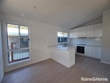 House Leased - NSW - St Georges Basin - 2540 - Modern Living in Desirable Location  (Image 2)