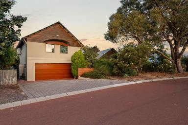 House For Sale - WA - Joondalup - 6027 - LAKESIDE LUXURY  (Image 2)