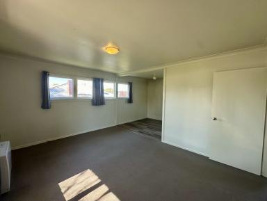 House For Lease - NSW - Bombala - 2632 - 32 Dickinson Street  (Image 2)