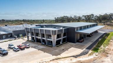 Industrial/Warehouse Expressions of Interest - VIC - East Bendigo - 3550 - A-Grade Corporate Industrial Facility with Further Development Opportunity in Elite East Bendigo Location  (Image 2)