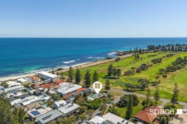 House For Sale - WA - Cottesloe - 6011 - NORTHFACING - GOLFCOURSE - OCEANVIEW - LANDHOLDING  (Image 2)