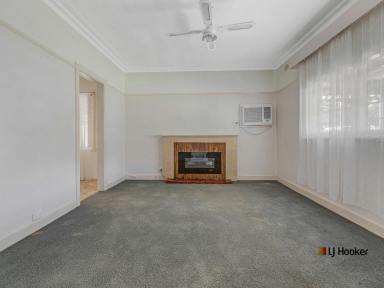 House For Sale - VIC - Echuca - 3564 - Location & Potential  (Image 2)