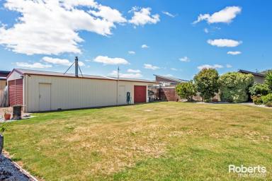 House For Sale - TAS - Turners Beach - 7315 - Charming Family Home in a Beautiful Location!!  (Image 2)