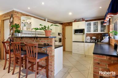 House For Sale - TAS - Turners Beach - 7315 - Charming Family Home in a Beautiful Location!!  (Image 2)