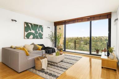 Apartment Sold - VIC - Hawthorn - 3122 - Cosmopolitan living with stunning river and parkland views  (Image 2)