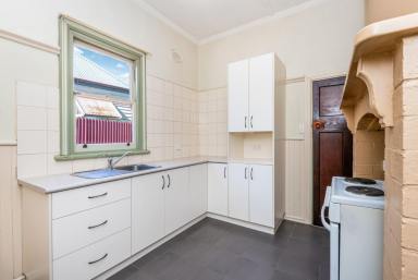 House For Sale - VIC - Bendigo - 3550 - Ideal Investment Property with the Potential to Renovate  (Image 2)