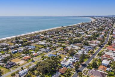 House Sold - WA - Silver Sands - 6210 - BEACHSIDE BLISS !!  (Image 2)