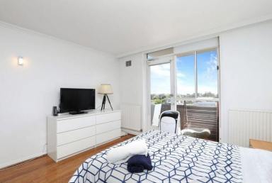 Apartment Leased - VIC - Toorak - 3142 - ** FULLY FURNISHED Apartment (Gym & Sauna) **  (Image 2)