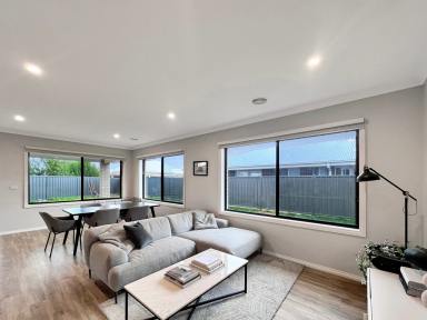 House For Sale - VIC - Swan Hill - 3585 - Welcome Home - Where Style, Space & Comfort Collide!  (Image 2)