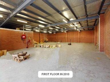 Warehouse For Sale - VIC - Brunswick East - 3057 - WAREHOUSE 512 SQ GROUND FLOOR - FIRST FLOOR 512 SQ VERY LARGE STUDIO ART GALLERY  (Image 2)