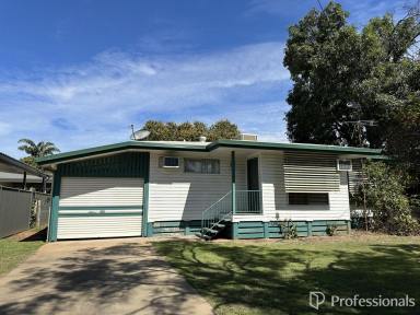 House For Sale - QLD - Moranbah - 4744 - Great Investment!  (Image 2)