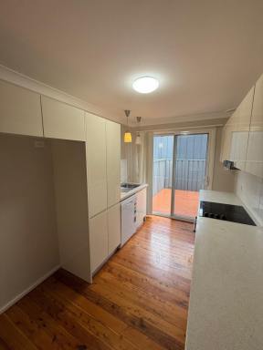 Unit Leased - NSW - Windang - 2528 - Windang Beach!  (Image 2)