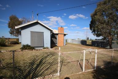 House Sold - VIC - Mitiamo - 3573 - COUNTRY LIVING ON SPACIOUS BLOCK  (Image 2)