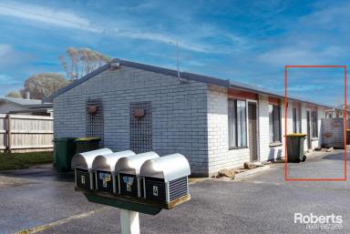 Unit Leased - TAS - Smithton - 7330 - Self Contained Convenience  (Image 2)