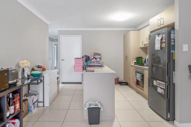 Unit Leased - QLD - Cranley - 4350 - Neat and Tidy unit in Quiet area  (Image 2)