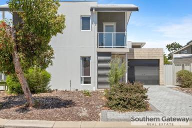 Townhouse Sold - WA - Bertram - 6167 - SOLD BY SUE DONE - SOUTHERN GATEWAY REAL ESTATE  (Image 2)