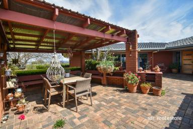 Acreage/Semi-rural For Sale - NSW - Inverell - 2360 - POSITION, PRIVACY, PERFECTION  (Image 2)