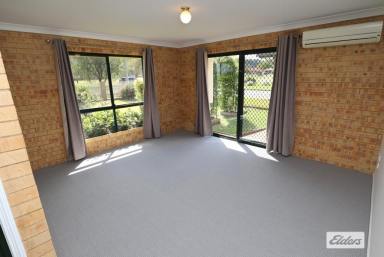 Unit For Sale - QLD - Laidley - 4341 - Comfortable Unit Living in Great Complex  (Image 2)