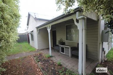 House Leased - NSW - Taree - 2430 - CONVENIENT CENTRAL TAREE LOCATION  (Image 2)