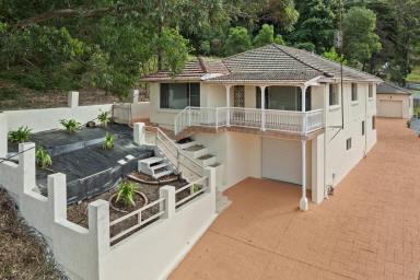 House For Sale - NSW - Coniston - 2500 - Magnificent Ocean Views  (Image 2)