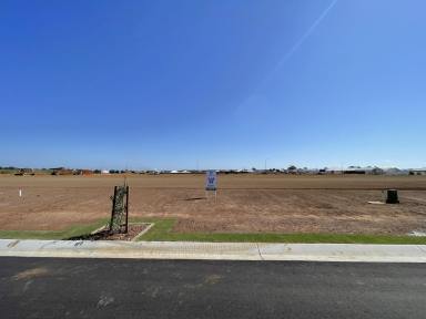 Residential Block For Sale - QLD - Ashfield - 4670 - LOCATED MIDWAY BETWEEN TOWN AND COAST  (Image 2)