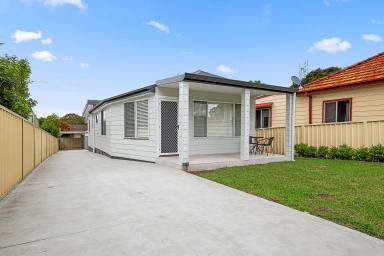 House For Sale - NSW - Glendale - 2285 - NEAT AND TIDY RENOVATED HOME IN THE HEART OF GLENDALE  (Image 2)