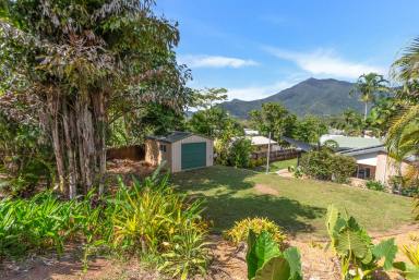 House For Sale - QLD - Bentley Park - 4869 - 999m2 LAND and 6x4 SHED, 13kW SOLAR AND A FULLY AIR CONDITIONED HOME  (Image 2)