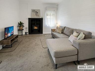 House For Sale - NSW - Tenterfield - 2372 - Character Home with Modern Touches.....  (Image 2)