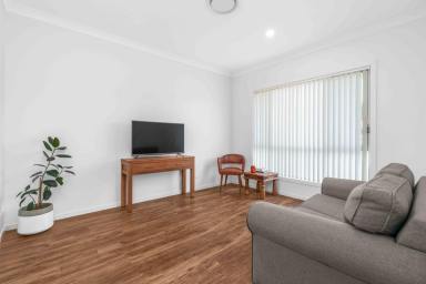 House Leased - NSW - Vincentia - 2540 - Move-In Ready Perfection: Immaculate and Waiting for You!  (Image 2)