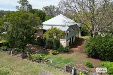 House For Sale - QLD - Laidley - 4341 - Just over 1 Acre - 2 Titles  (Image 2)