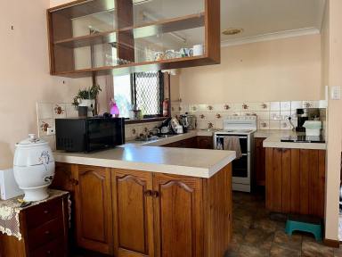 House Leased - NSW - Casino - 2470 - Well Kept Three Bedroom Home  (Image 2)