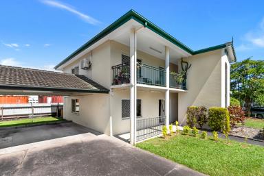 Unit For Sale - QLD - Mooroobool - 4870 - GATED COMPLEX, GROUND FLOOR UNIT WITH UNDER COVER PARKING AT YOUR DOOR - IDEAL FOR SINGLES, COUPLES OR INVESTORS… BE QUICK…  (Image 2)