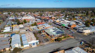 Warehouse For Sale - NSW - Narrandera - 2700 - CONSIDER YOUR OPTIONS  (Image 2)