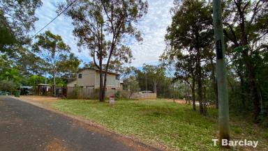 Residential Block For Sale - QLD - Lamb Island - 4184 - Elevated, Cleared 592m2 Block in Quiet Central Location  (Image 2)